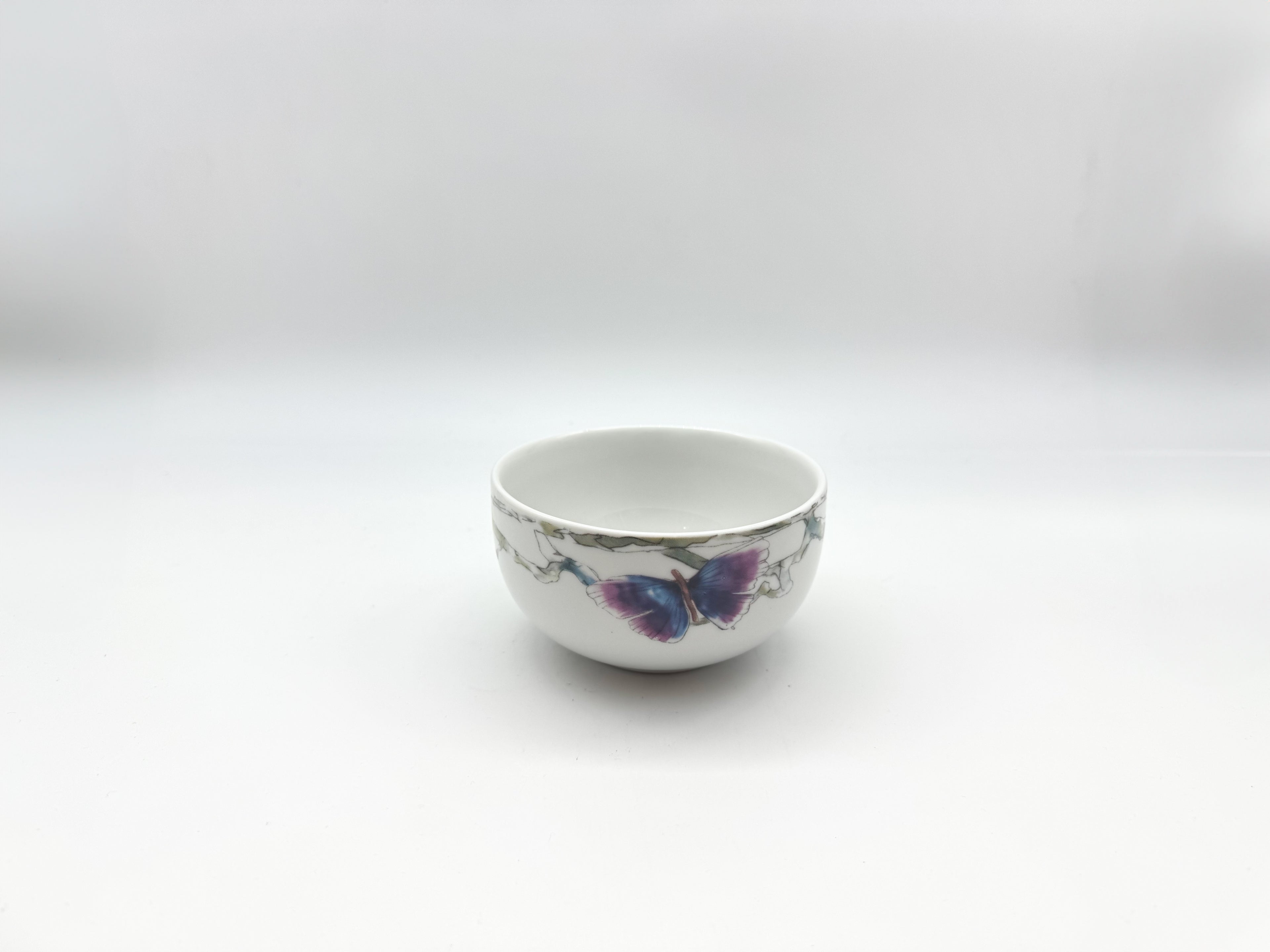 Butterfly porcelain soup bowl (11 cm) from the 24-piece dinner set